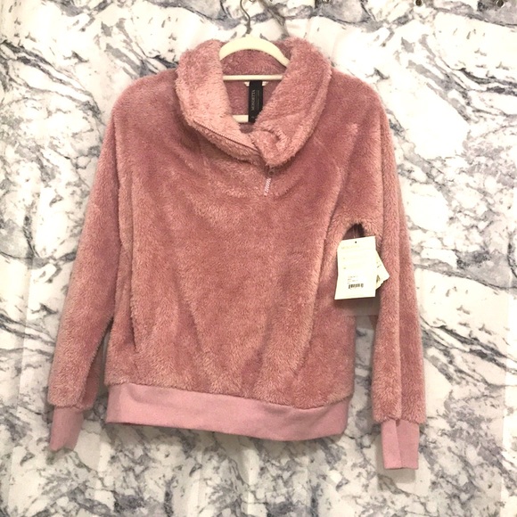 Super soft furry-fleece pullover - Picture 11 of 11